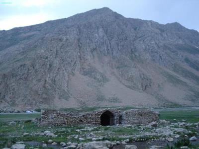 كاروانسرای چشمه دو برار