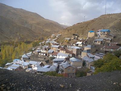 روستای مومج