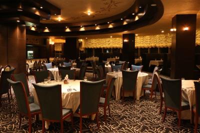 رستوران ایتالیایی هتل شیراز