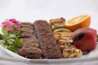 رستوران سنتی حاج محمود شعبه بازار