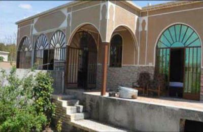 اقامتگاه بوم گردی سرای جهانگرد مهریز