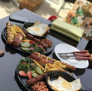 كافه رستوران اسپیناس گرگان