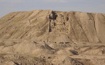 تپه تاریخی آوه