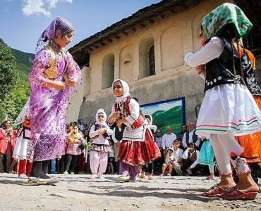 پیشنمازی یا پیش نوازی