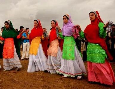 لباس زنان بختیاری