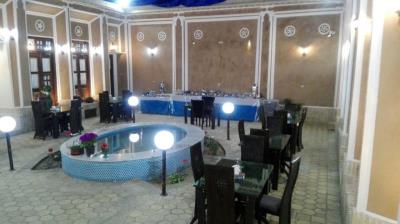 اقامتگاه بوم گردی نقره یزد