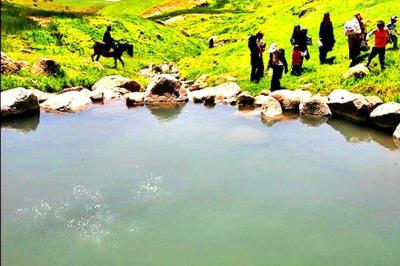 چشمه آب معدنی علی زاخونی