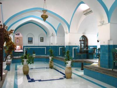 مجموعه خان شهر یزد