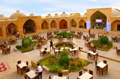 كاروانسرای شاه عباسی كرج