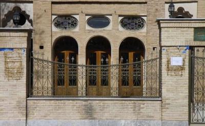اتاق آیینه عمارت محمودیه شهركرد