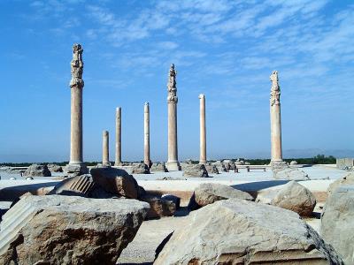 كاخ آپادانای تخت جمشید