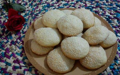 كلوچه كنجدی