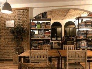 هیجان بازی در كافه ( كافه بازی های تهران )