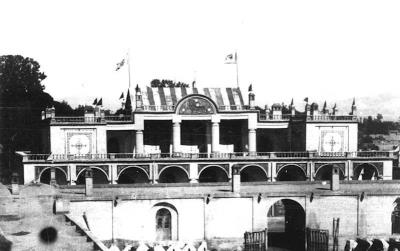 عمارت نادری قزوین