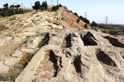 گورستان سنگی تپه كوهساران