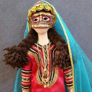 اوت لوك ، دومین عروسك بومی ایرانی