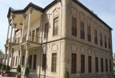 موزه دكتر علی اكبر صالحی