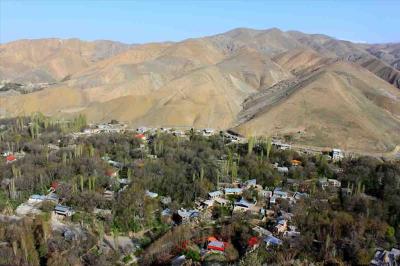 روستای سرسبز و تاریخی ورده