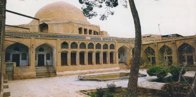 آرامگاه ساروتقی اصفهان