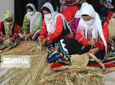 حصیر بافی؛ نمادی از فرهنگ كار در گیلان
