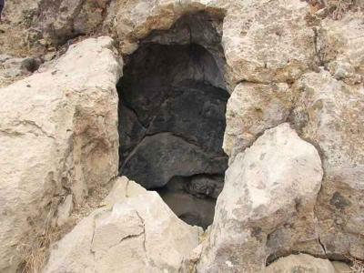 غار چاه درغول شیراز