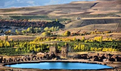 دریاچه گنج تخت سلیمان