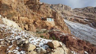چشمه غم بر خمینی شهر