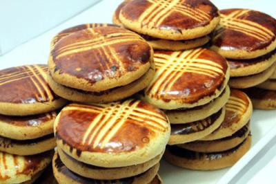 شیرینی سنتی اهری و یئددی قات فطیر آذربایجان