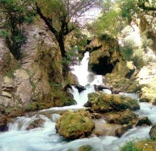 آبشار آتشگاه