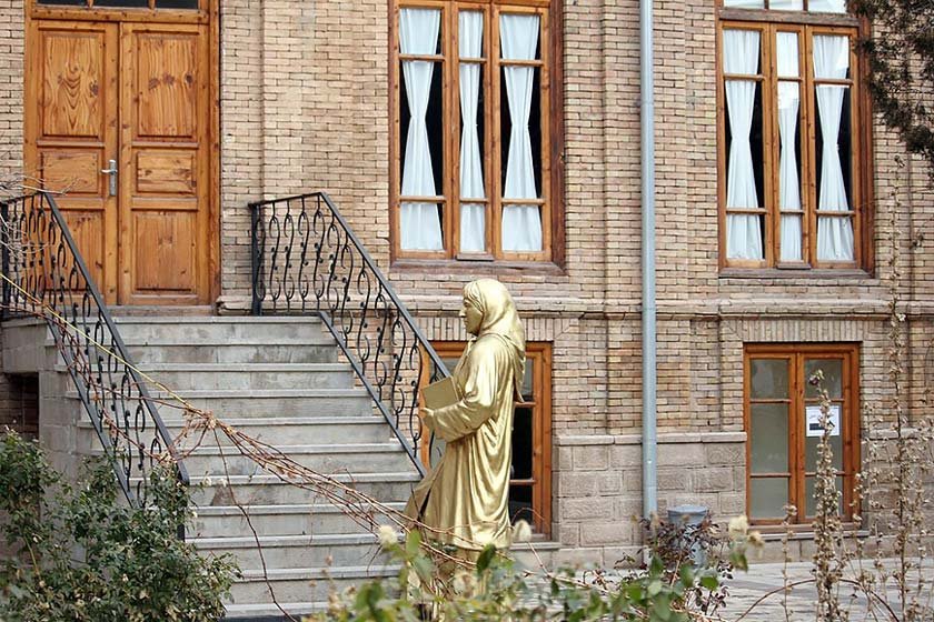 خانه پروین اعتصامی تبریز