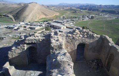 محوطه تاریخی جولیان آبدانان