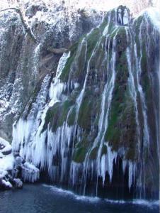 آبشار كبودوال ،تنها آبشار خزه ای در ایران