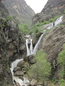 آبشار دره اسپر دورود