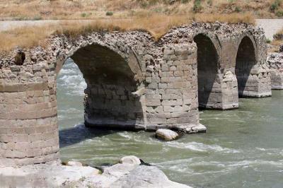 پل قراباغ شیراز