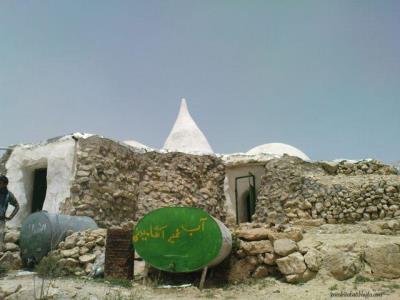 كوه شاهزاده مسلم و زیارتگاه آن