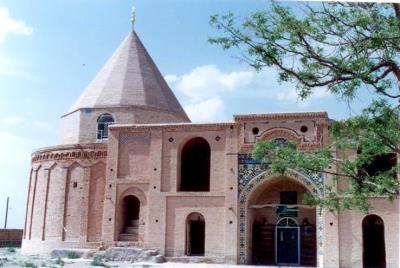 شاهزاده حسین نظام آباد