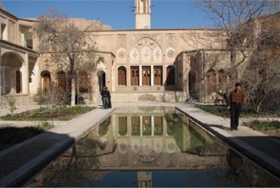 آشنایی با خانه تاریخی زهتاب