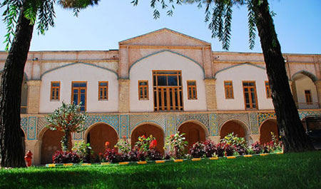 عمارت مفخم