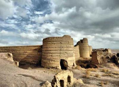 مخفیگاه خشتی دزدها در ایران