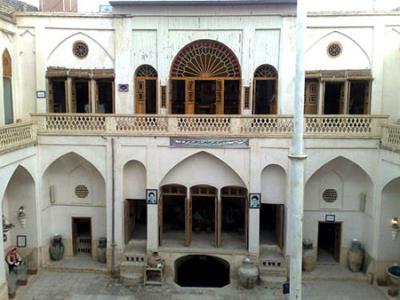 خانه تاج