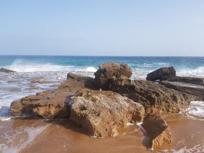 ساحل صخره ای چابهار (ساحل دریا بزرگ)