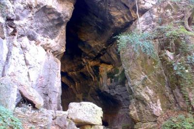 غار شیرآباد (غار دیو سفید) رامیان