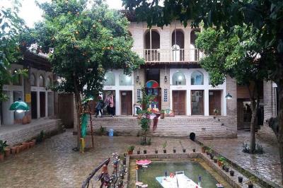 سرای باقری‌ ها گرگان