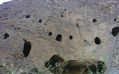 چشمه آب گرم رینه آمل