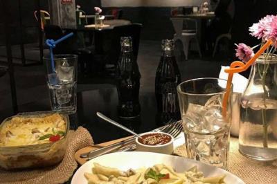رستوران كافه گاراژ اهواز