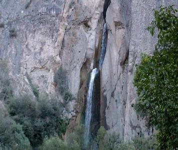 آبشار شاهاندشت لاریجان