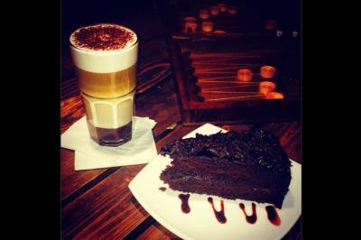 كافه كاژه بندر عباس