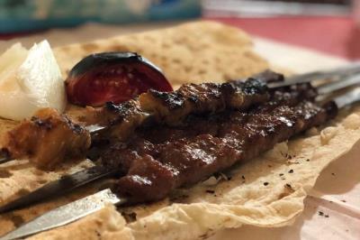 رستوران حاج مختار اردبیل