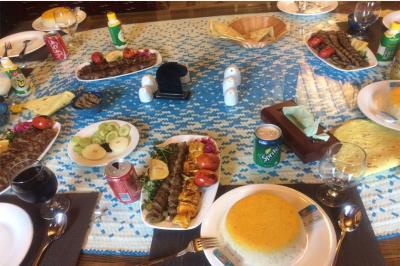 رستوران داریوش بندرانزلی