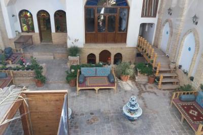 رستوران سنتی كهن دژ سمنان